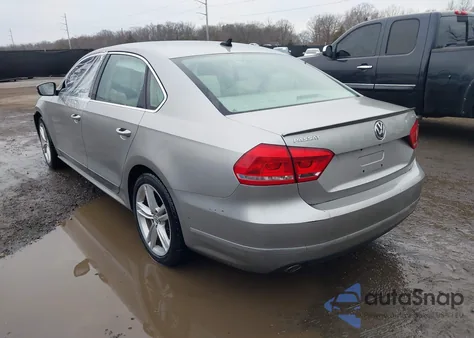 2014 Volkswagen Passat 2.0L Tdi Sel Premium из США, поврежденный, VIN 1VWCN7A30EC083299